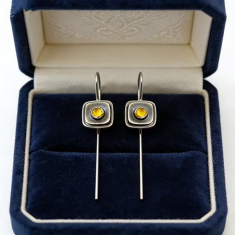 French-Style Vintage Geometric Square Distressed Pearl Earrings