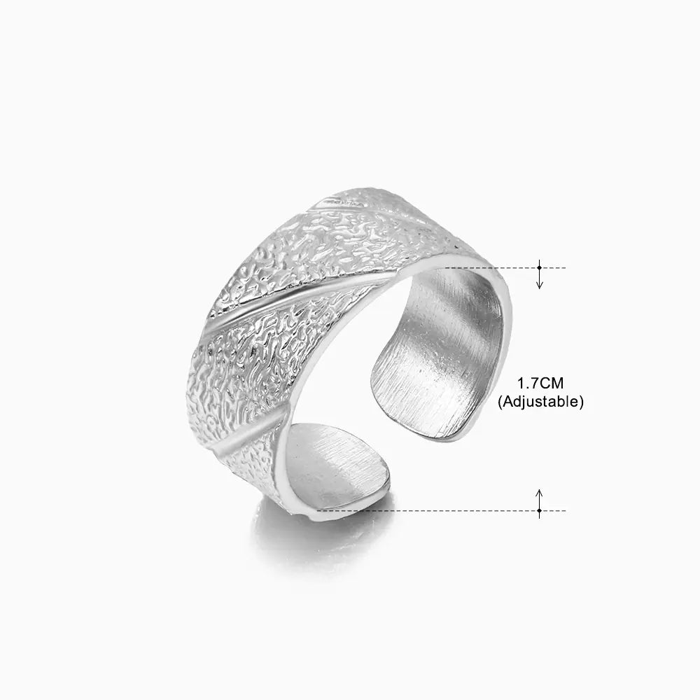 Fashionable 18K Gold-Plated Adjustable Steel Ring