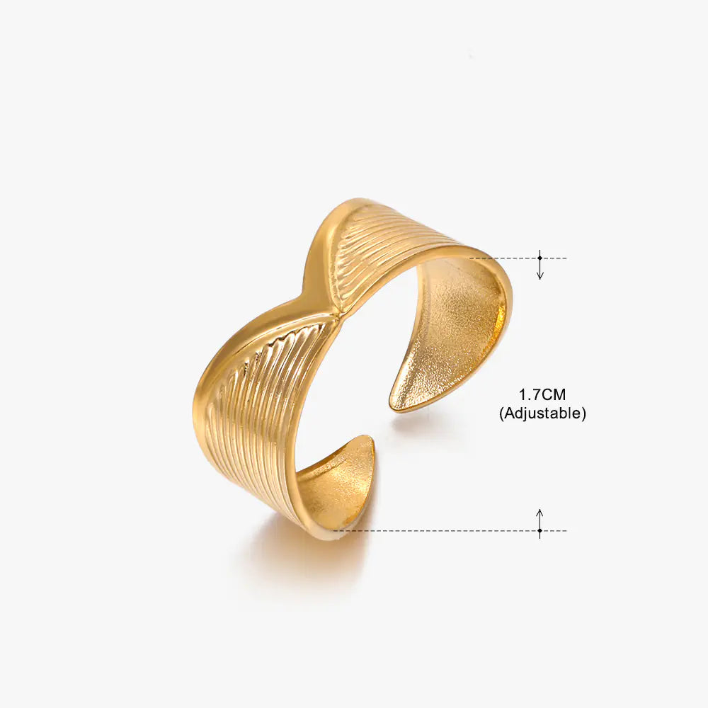 Fashionable 18K Gold-Plated Adjustable Steel Ring