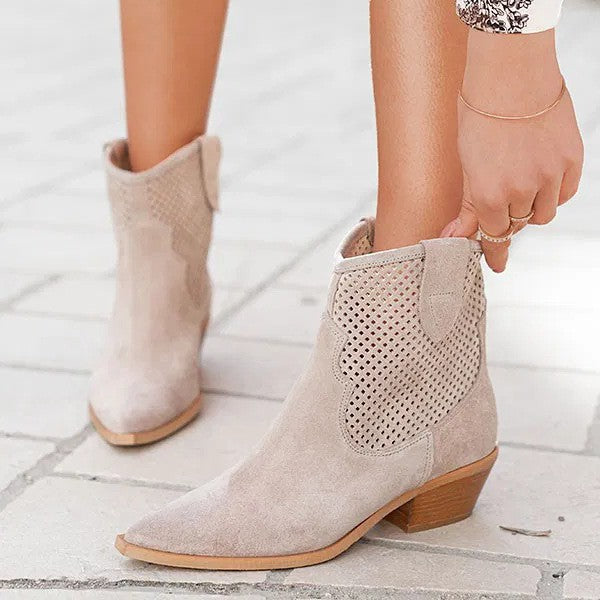 Womens Mid-Heel Boots In Large Sizes With Embossed Suede