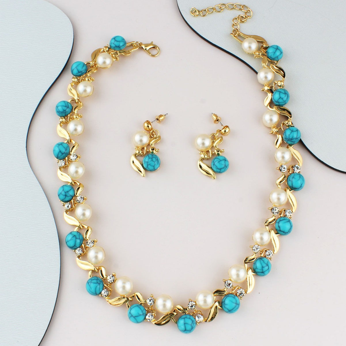 New Versatile Pearl Turquoise Necklace Earrings
