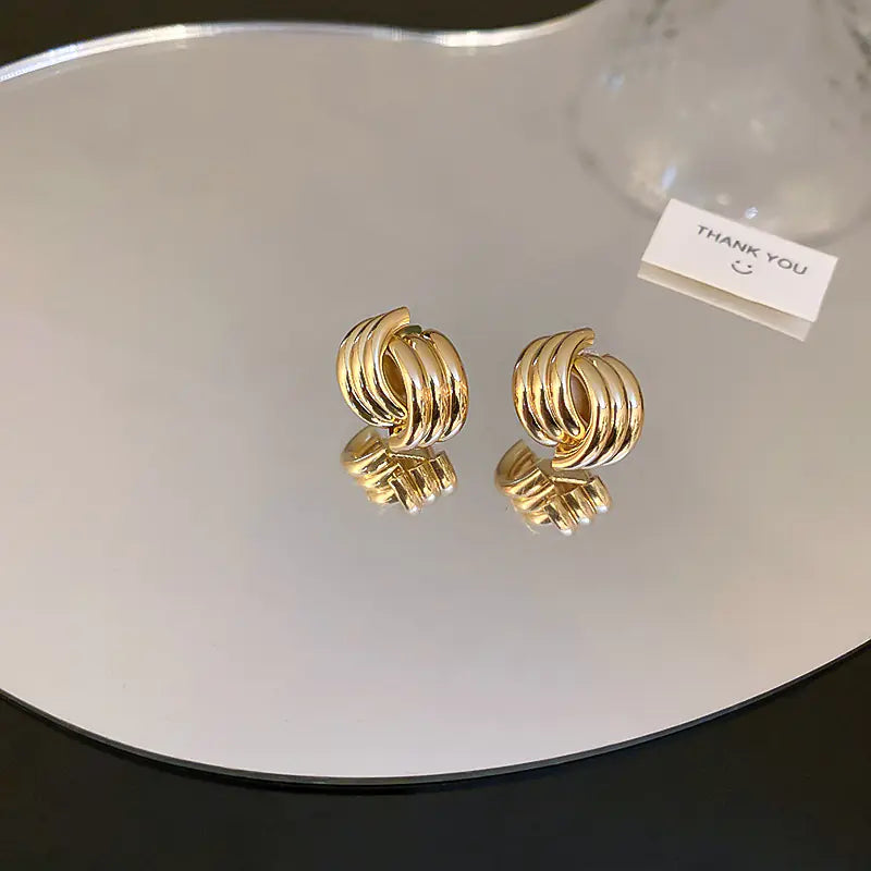 Silver Needle Metal Circle Earrings - Minimalist Style